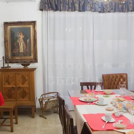 Bed & Breakfast Attico Dei Pini Rom
