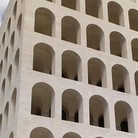 Attico Dei Pini روما